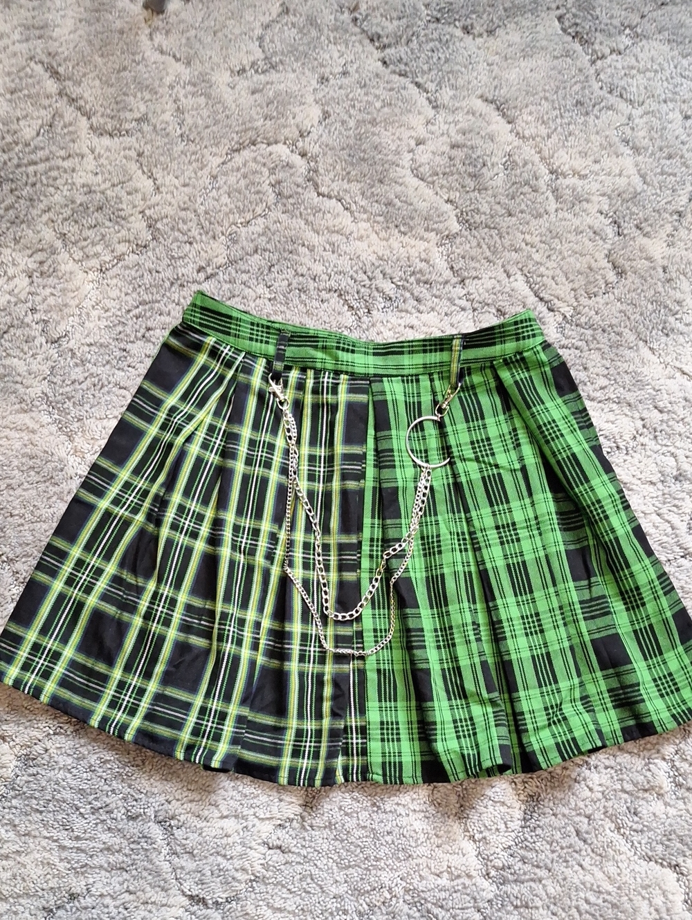 Hot Topic Social Collision Plaid Mini Skirt EUC Size Medium